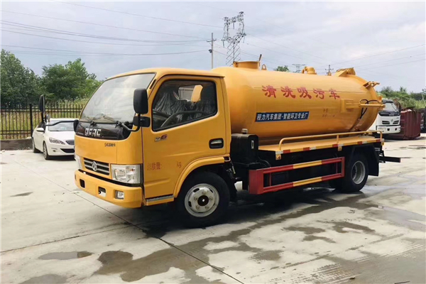 誰是專用車界的大小王，東風多利卡吸污灑水冷藏車等為生活而服務