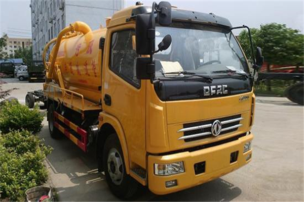 熱銷(xiāo)的東風(fēng)多利卡D9與大、小多利卡這三款吸污車(chē)很有區(qū)別