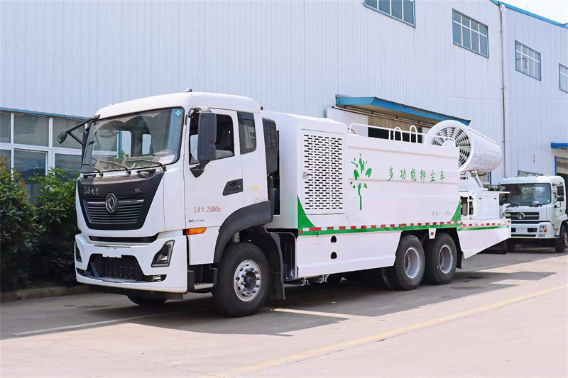 茂名東風天龍抑塵車工地灰塵克星，變身消毒車“上陣殺菌”硬核防疫