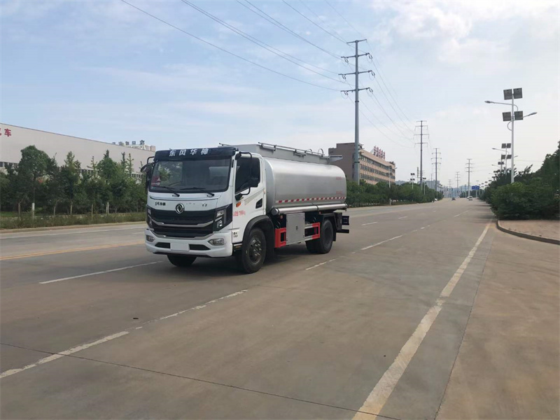 東風T3華神12方供液車