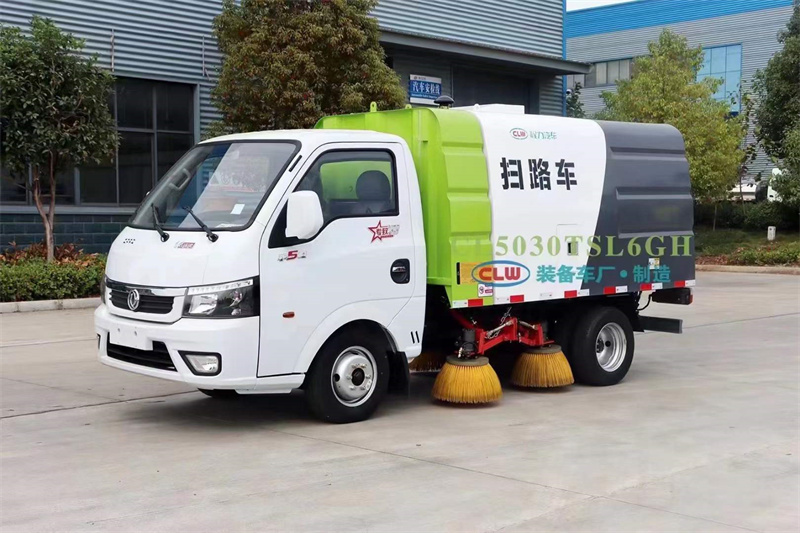 東風(fēng)途逸柳汽122馬力掃路車