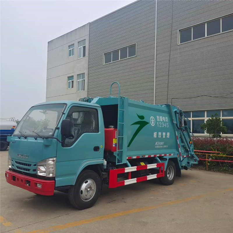 程力五十鈴6方壓縮式垃圾車(chē)
