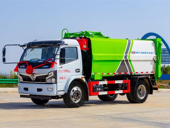 國(guó)?東六?風(fēng)10方壓縮?垃圾車(chē)
