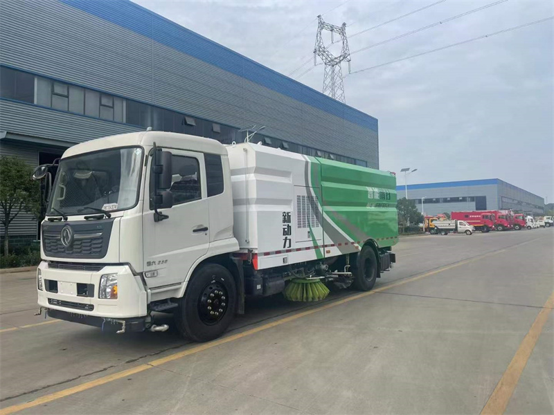 重磅推出：東風(fēng)博世聯(lián)合研發(fā)電氣化智能單發(fā)新動(dòng)力洗掃車(chē)