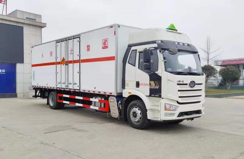 全國(guó)逐步在取消禁鞭，鞭炮煙花運(yùn)輸車(chē)給你推薦幾款