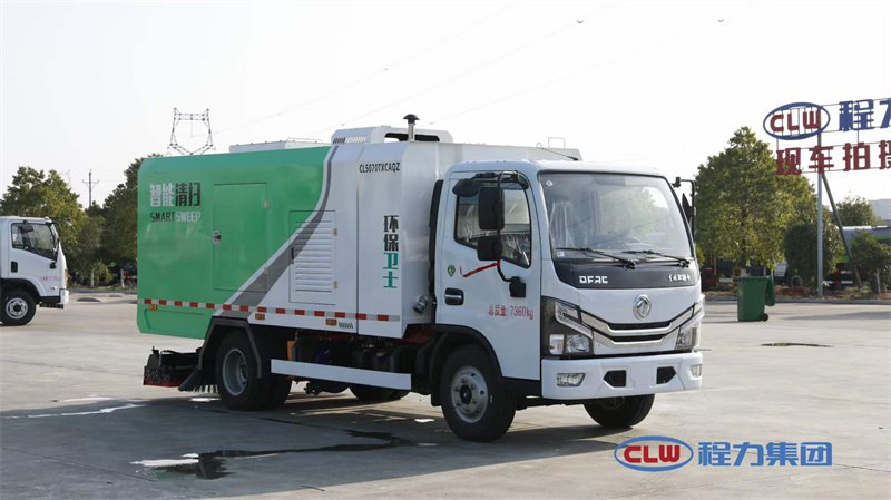 東風(fēng)多利卡后置滾掃吸塵車干濕兩用